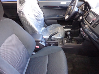 Illustration for article titled The 2015 Lancer Evolution X does not have Recaro seats.